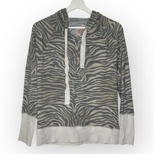 Chaser Tiger Animal Print Pullover Hooded Shirt Top Women’s Size Medium